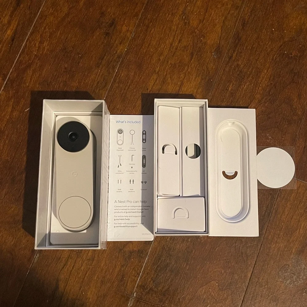 NIB Google Nest Smart Doorbell in White and Black 2 generation